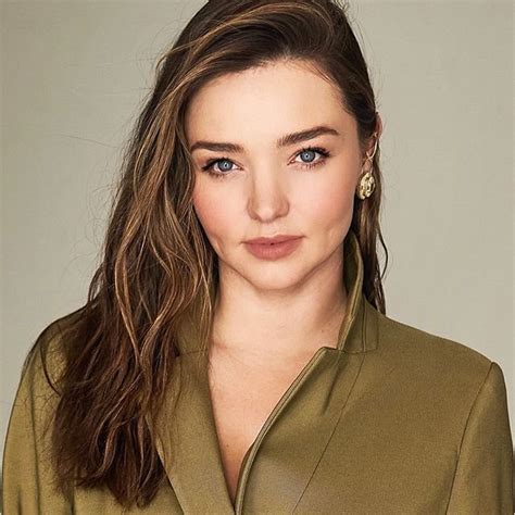 Miranda Kerr Height, Weight, Age, Body Statistics .